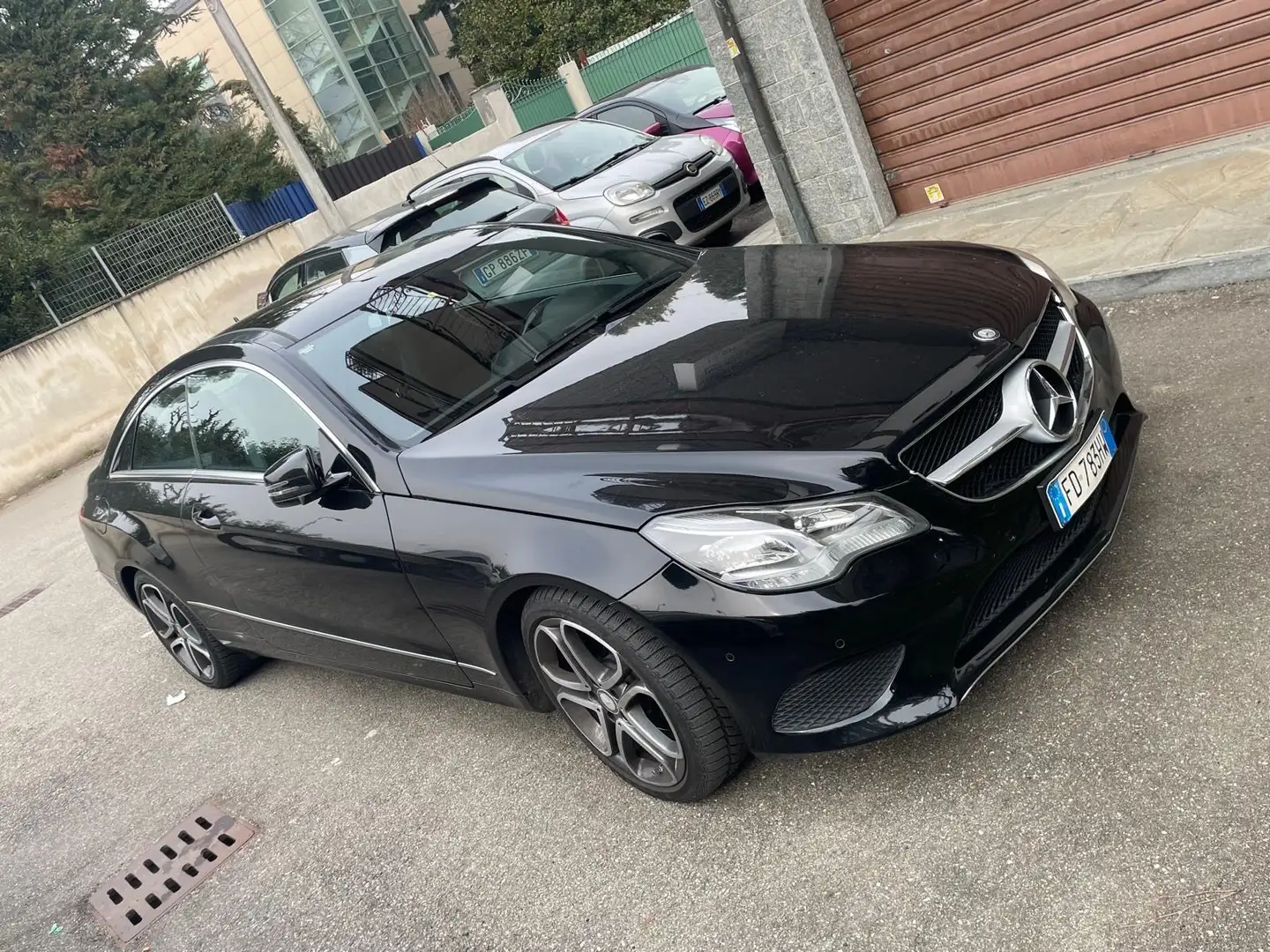 Mercedes-Benz E 250 Coupe d (bt) Premium E6 - 1