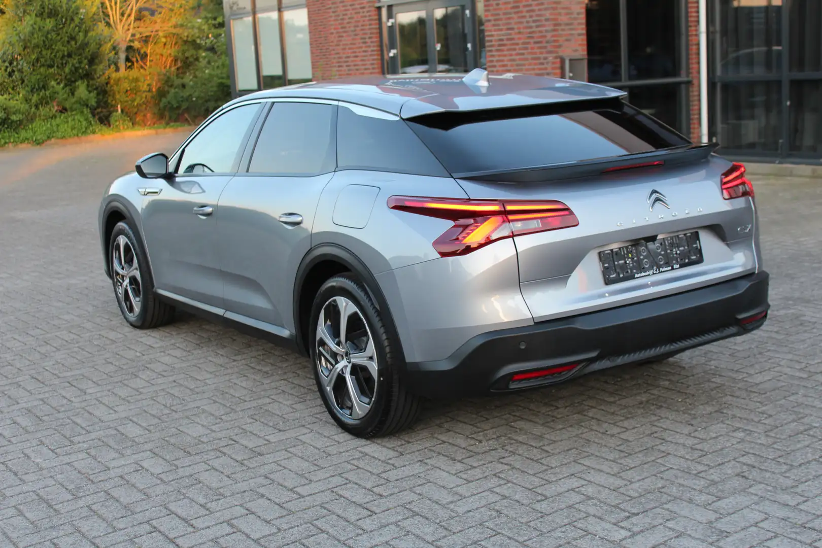 Citroen C5 X 1.6 Plug-in Hybrid 225 PK Feel Nieuw !!! Geen kilo Gris - 2