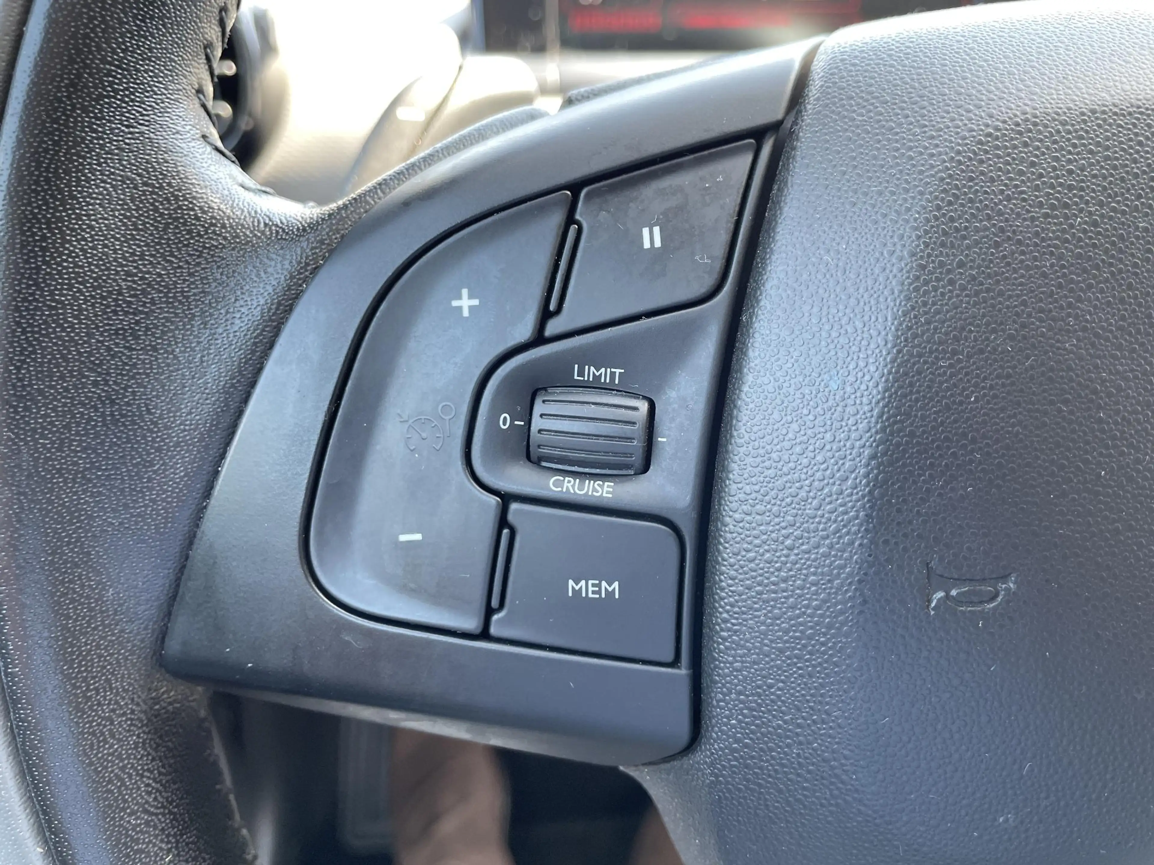 Citroen C4 Cactus 1.2 PureTech Business , Automaat, Navi, Clima, Cru — photo 12
