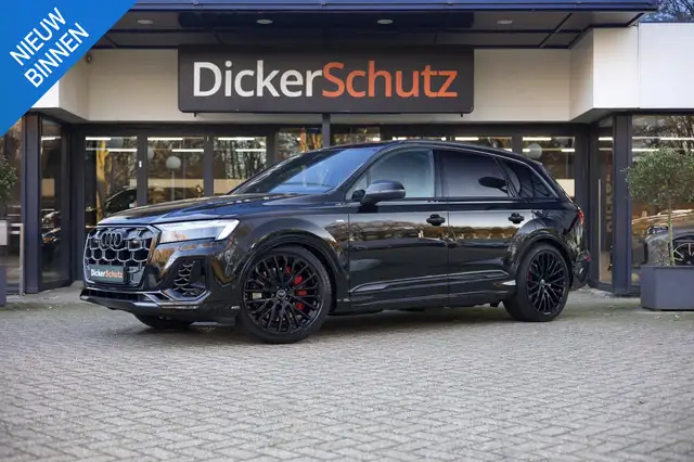 Audi Q7 60 TFSIe Competition | Vierwielbesturing | Pano |