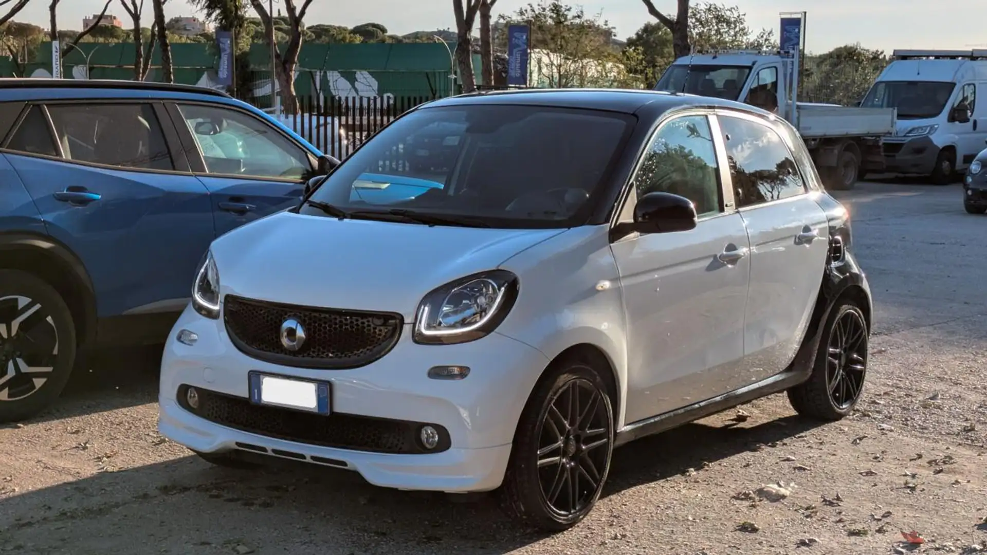 smart forFour TURBO 0.9cc 90cv CRUISE CONTROL CERCHI IN LEGA Bianco - 1