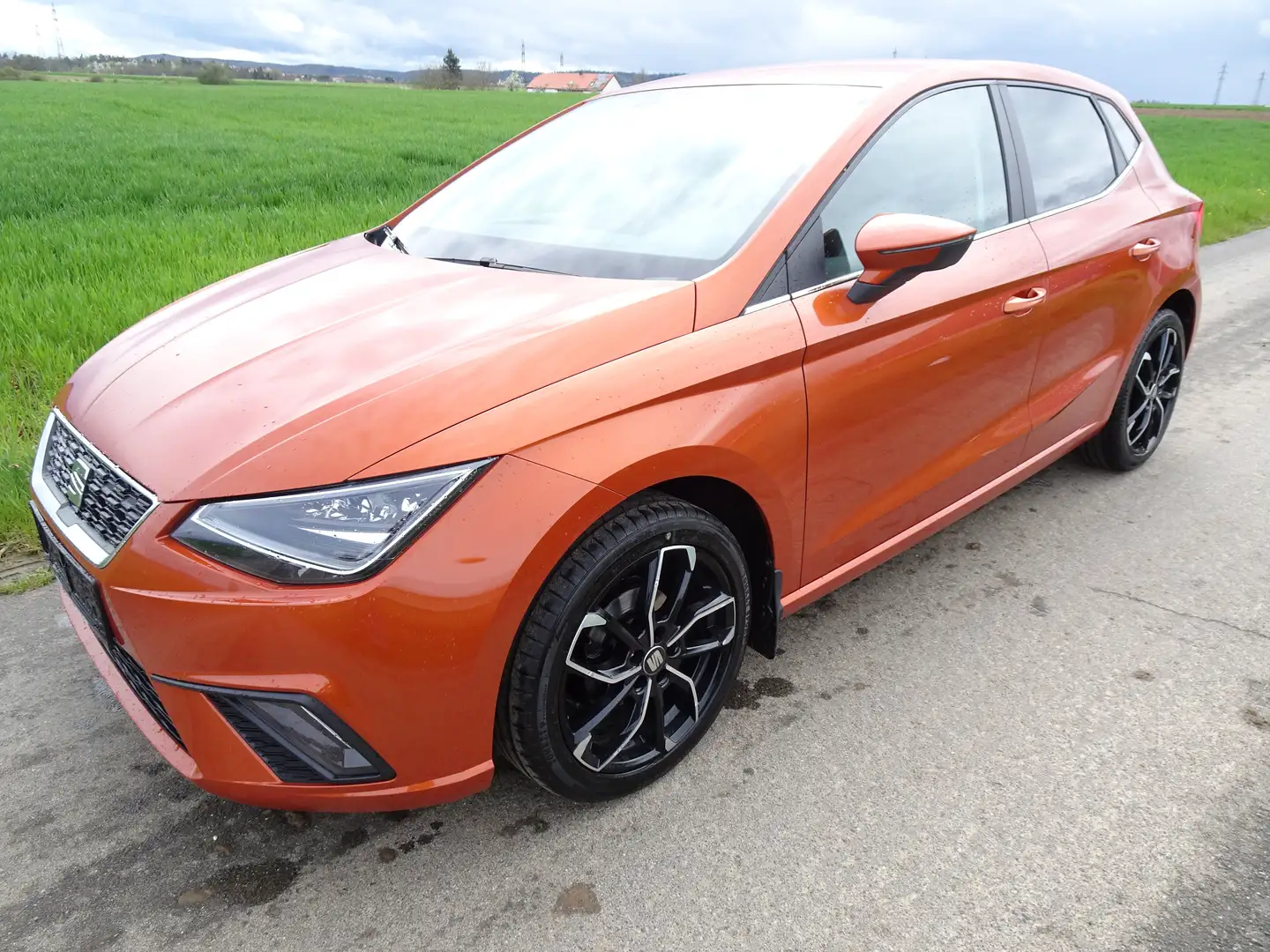 SEAT Ibiza 1,0 ECO TSI Style Pomarańczowy - 2