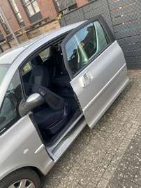 1007 1.6-16V Sporty