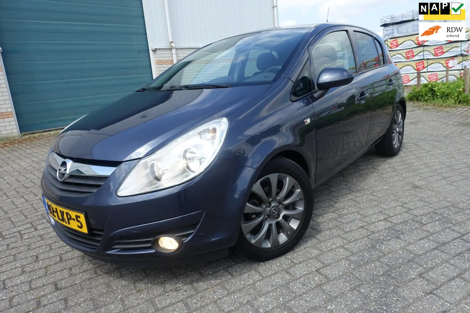 Opel Corsa 1.4-16V '111' lage km stand - cr control - lm velg Blu/Azzurro - 1