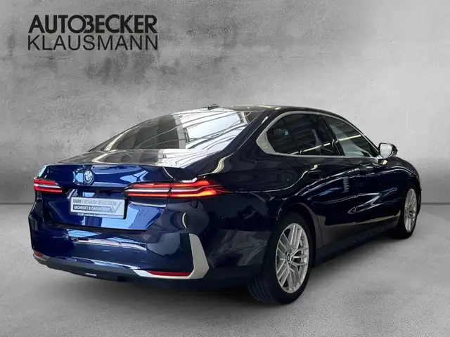 BMW 5 Series view 2