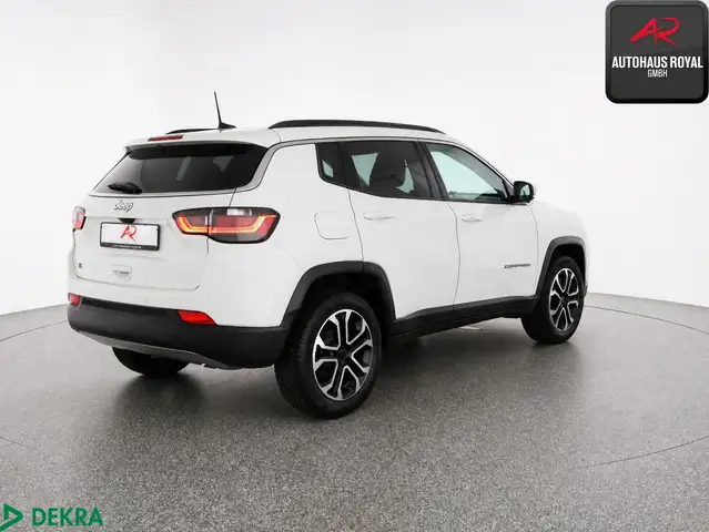 Jeep Compass view 5