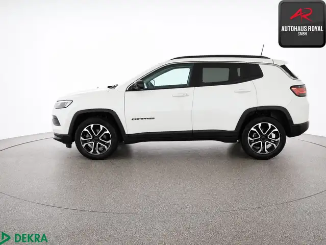 Jeep Compass view 2