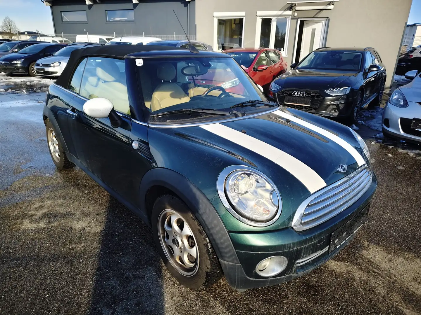 MINI Cooper C Cabrio Grün - 1