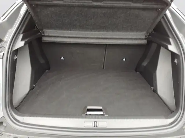 Peugeot 2008 view 7
