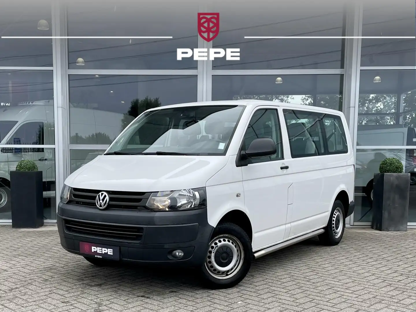 Volkswagen T5 Transporter 2.0 TDI L1H1 | 9-PERSOONS | AIRCO Wit - 1