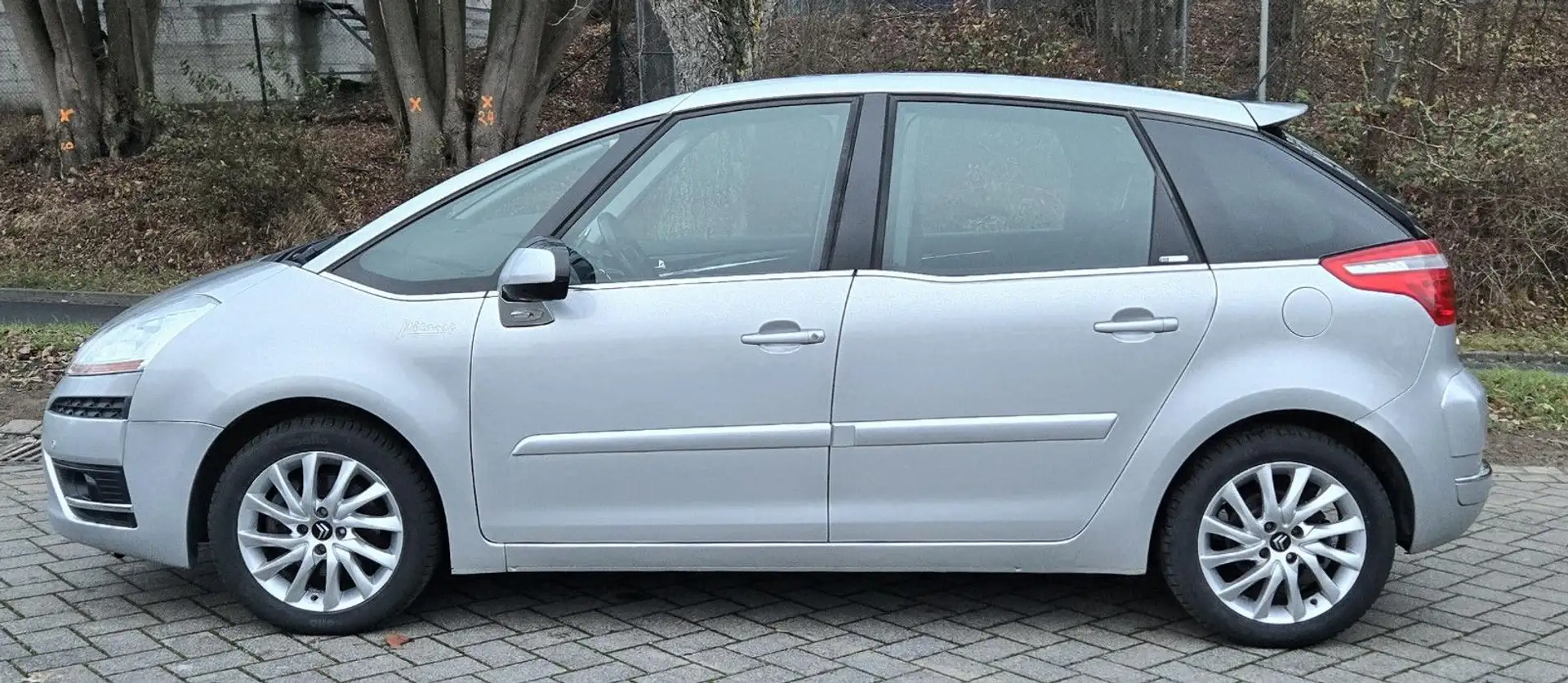 Citroen C4 Picasso Exclusive Automatik Silber - 2