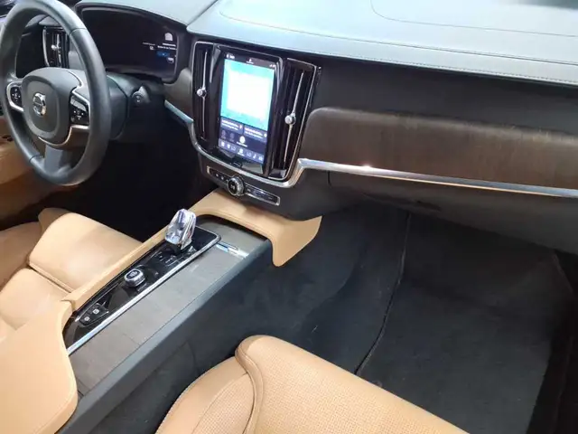 Volvo V90 view 9