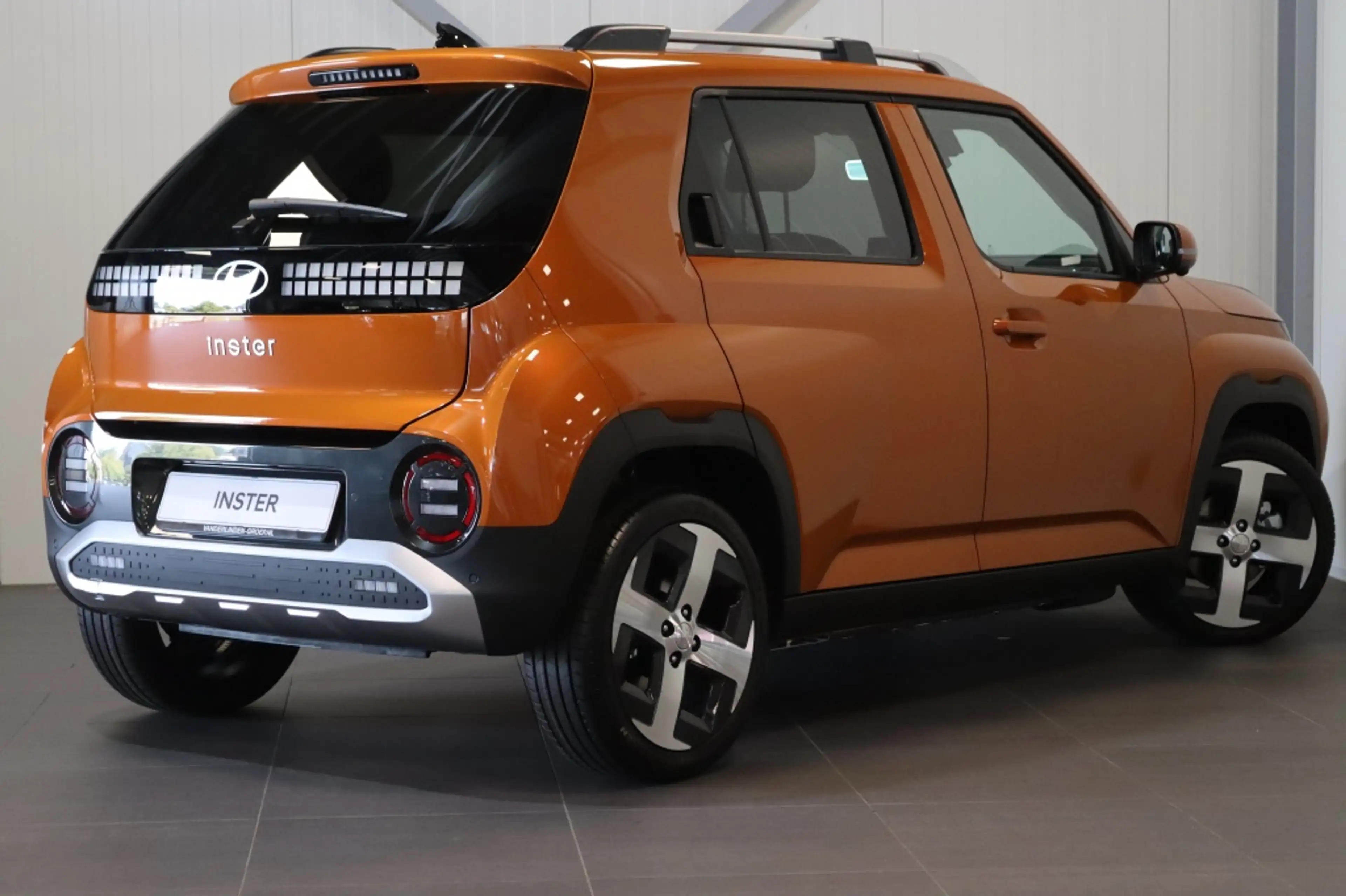 Hyundai Inster Evolve 49 kWh | WINTERPACK | TECHPACK |DIRECT LEVE — photo 5