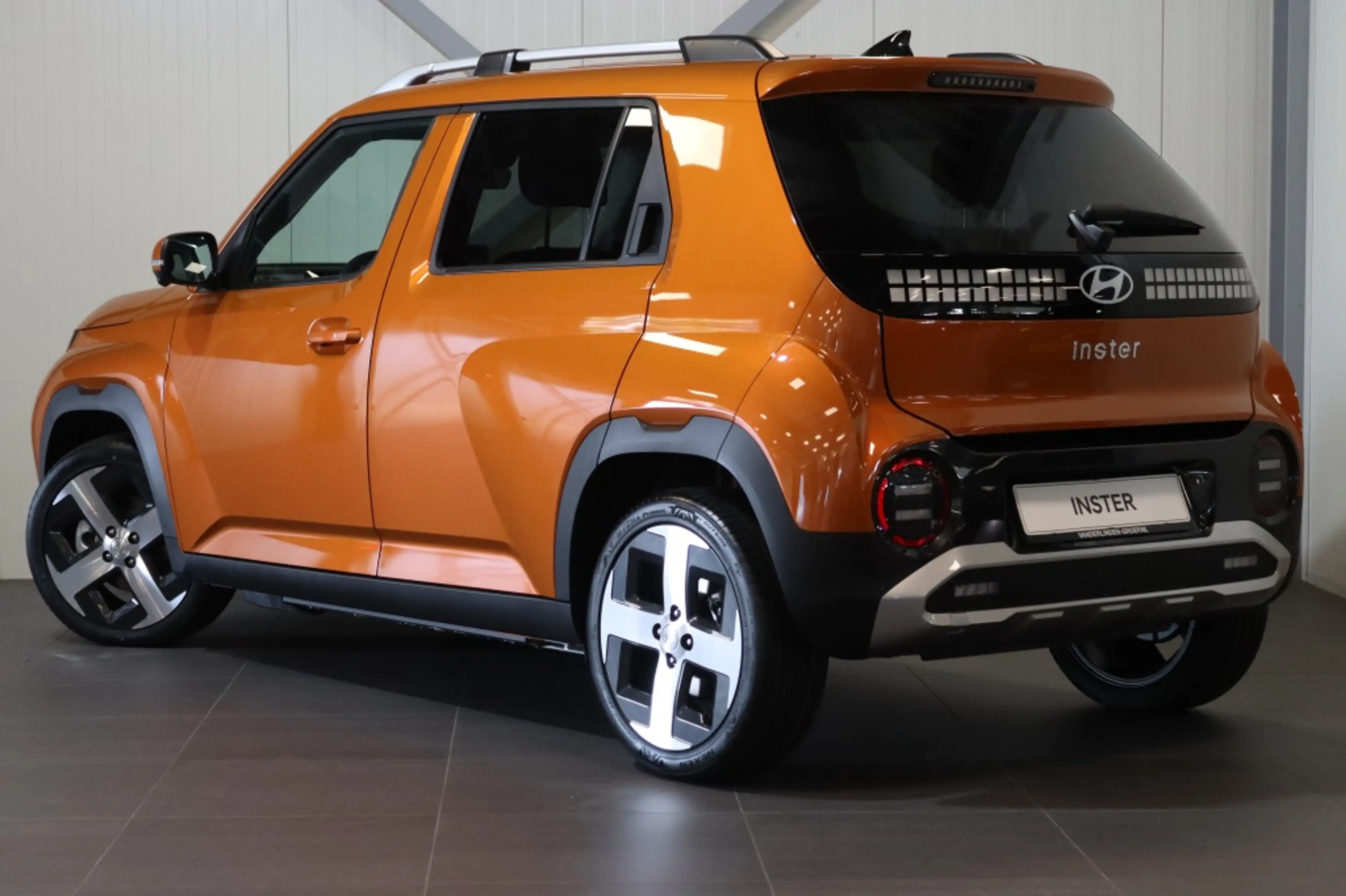 Hyundai Inster Evolve 49 kWh | WINTERPACK | TECHPACK |DIRECT LEVE — photo 3