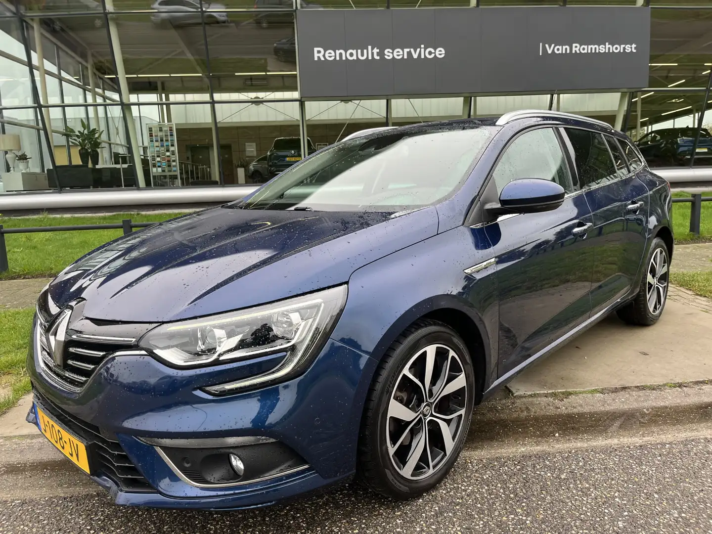 Renault Megane Estate 1.3 TCe Bose / Camera / Stoelverw. / Apple Blau - 1