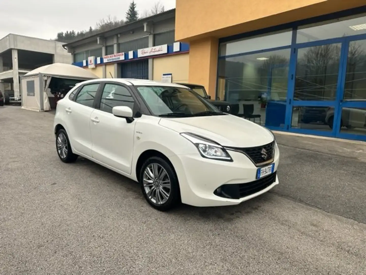 Suzuki Baleno Baleno 1.2 vvt dualjet B-Top UNICOPROPRIETARIO Weiß - 2