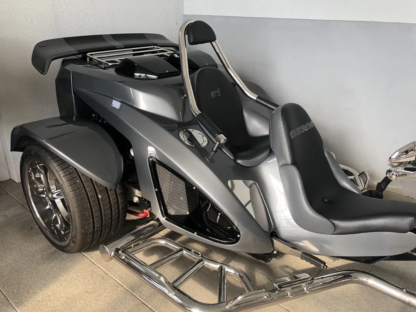 Boom Trike Mustang ST1 Thunderbird - 2