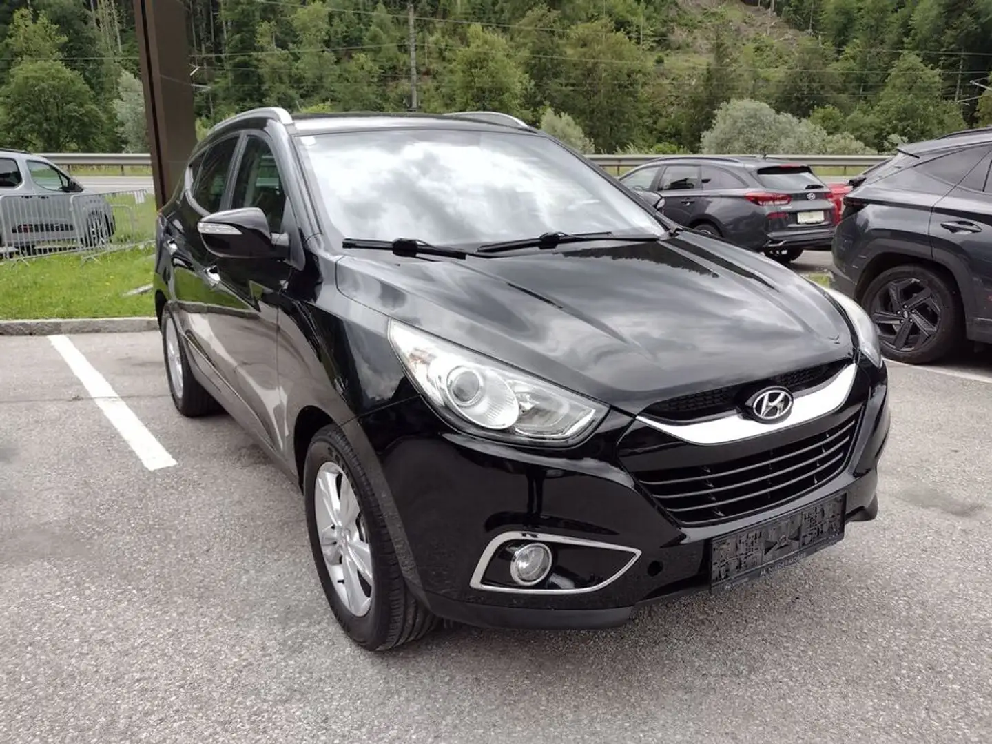 Hyundai iX35 Premium AWD EXPORTFAHRZEUG Schwarz - 2