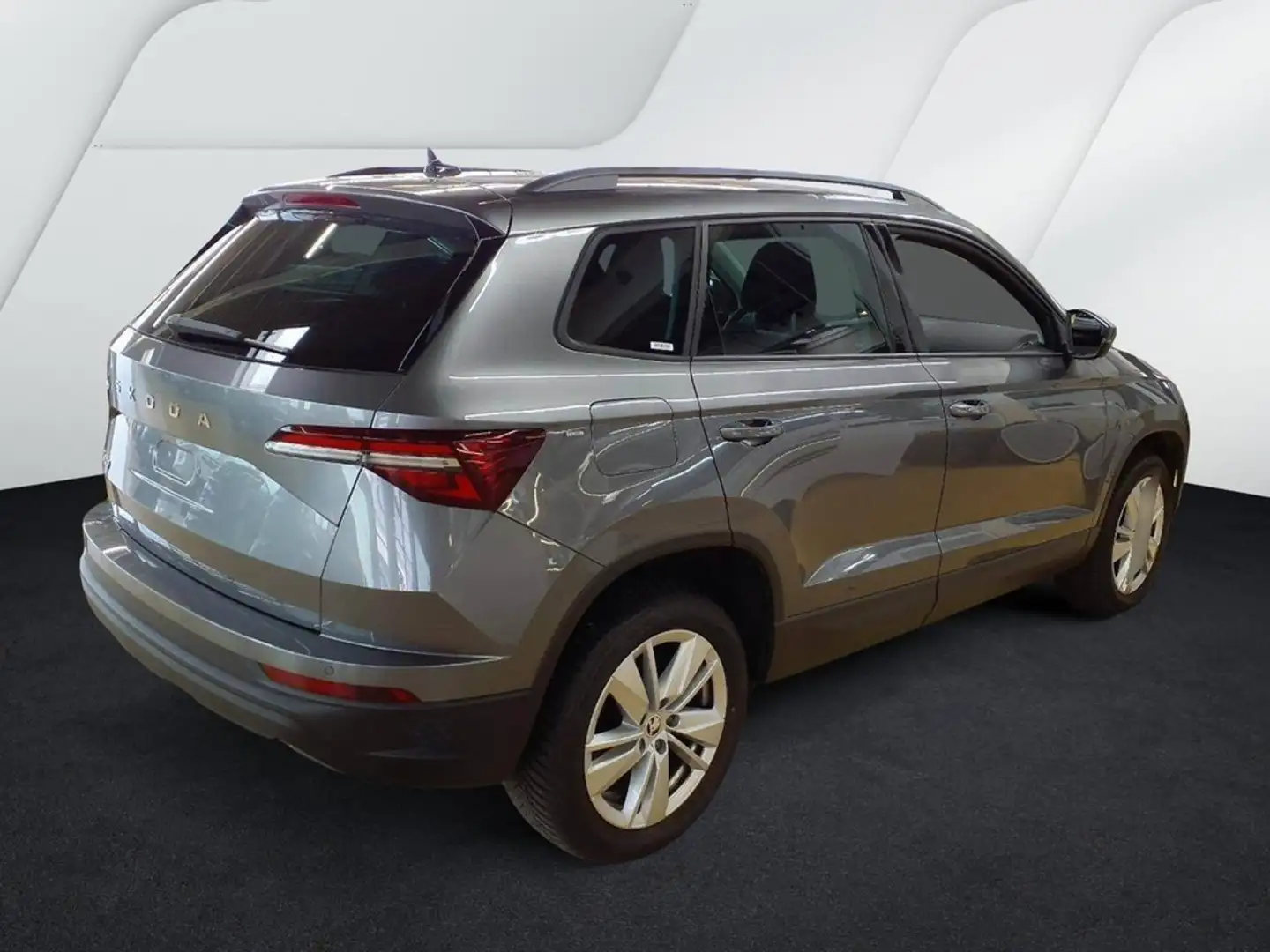 Skoda Karoq 1.5 TSI DSG Selection Navi, Rear-View Grau - 2