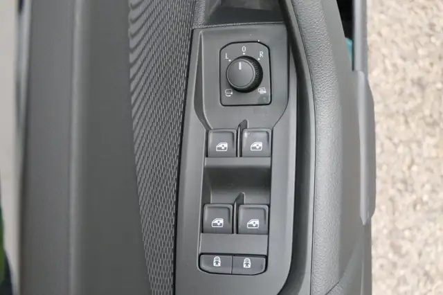 Skoda Octavia view 4