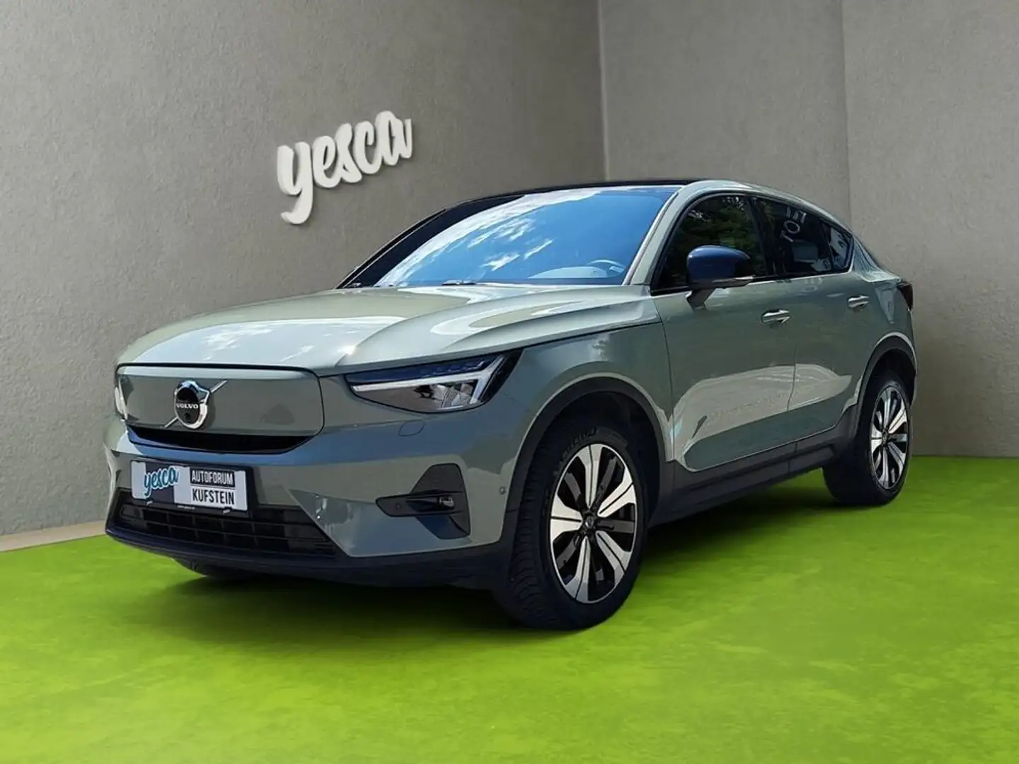 Volvo C40 Ultimate AWD Recharge Pure Electric Vert - 1