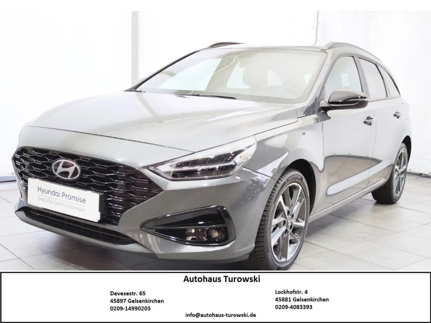 Hyundai i30 Kombi Advantage Plus Paket Navi 1.Hand Gris - 1