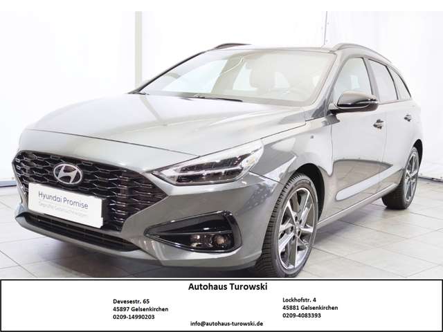 Imagine Hyundai i30 Kombi Advantage Plus Paket Navi 1.Hand