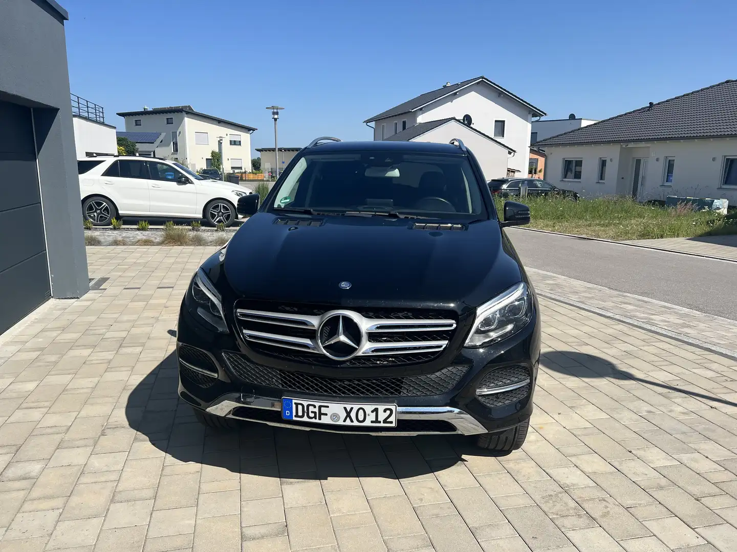 Mercedes-Benz GLE 250 GLE 250 d 4Matic 9G-TRONIC Sport Чёрный - 1
