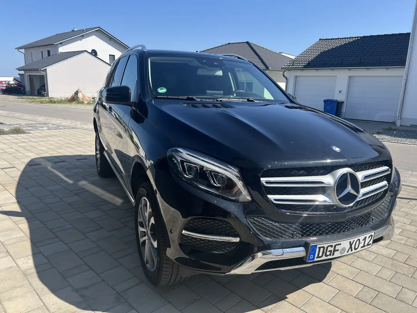 Mercedes-Benz GLE 250 GLE 250 d 4Matic 9G-TRONIC Sport Чёрный - 2