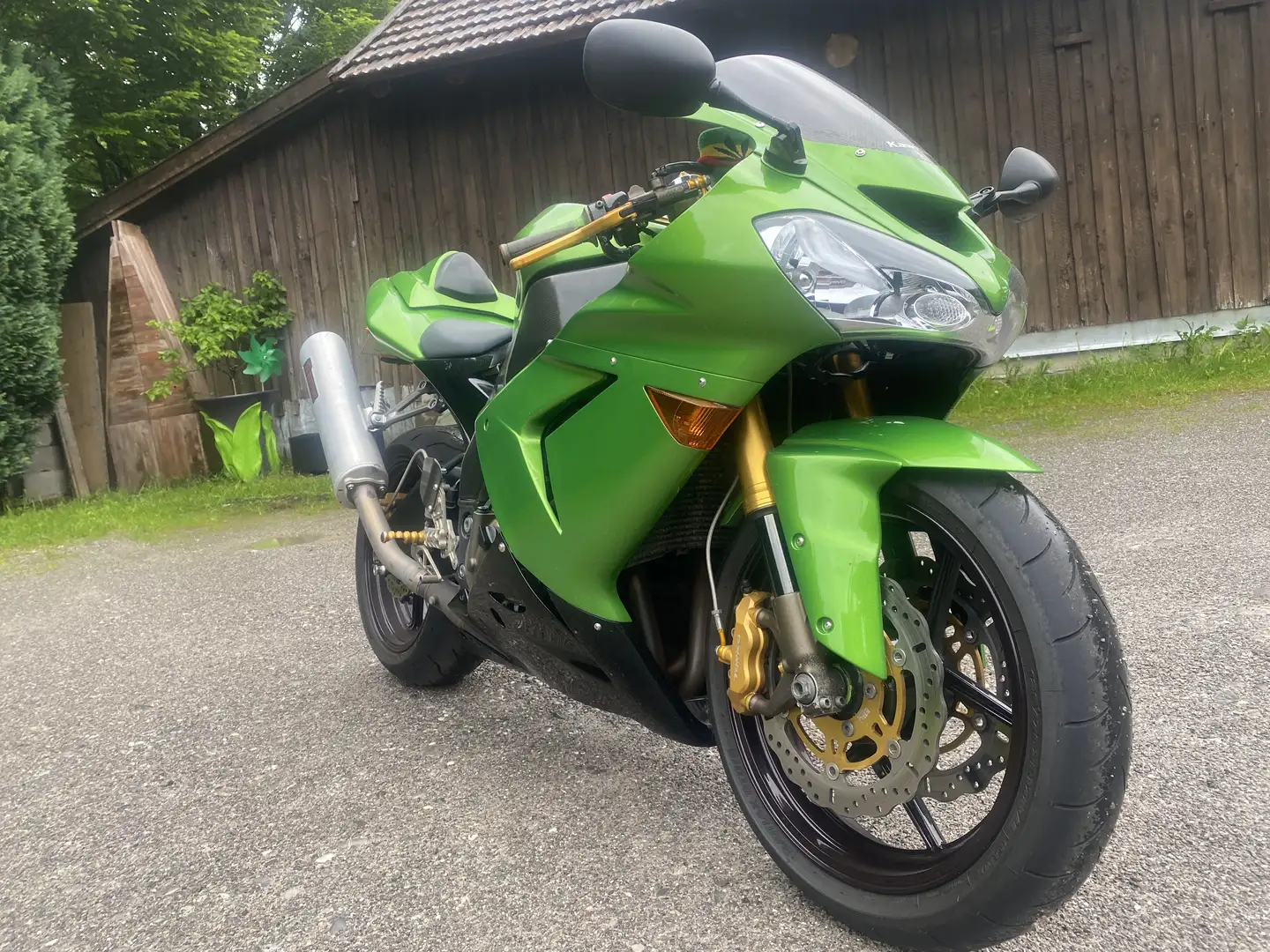 Kawasaki Ninja ZX-10R - 2