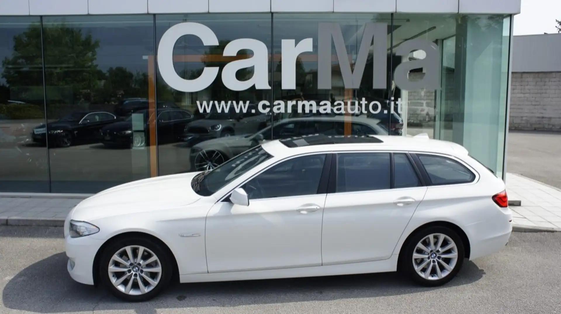 BMW 520 d Touring Futura Blanc - 2
