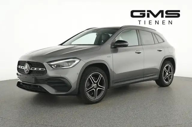 Mercedes-Benz GLA 250 e AMG Line