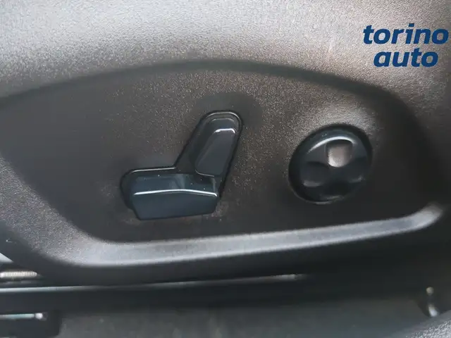 Jeep Compass view 9