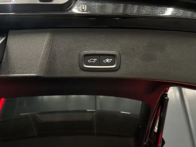 Volvo XC40 view 28