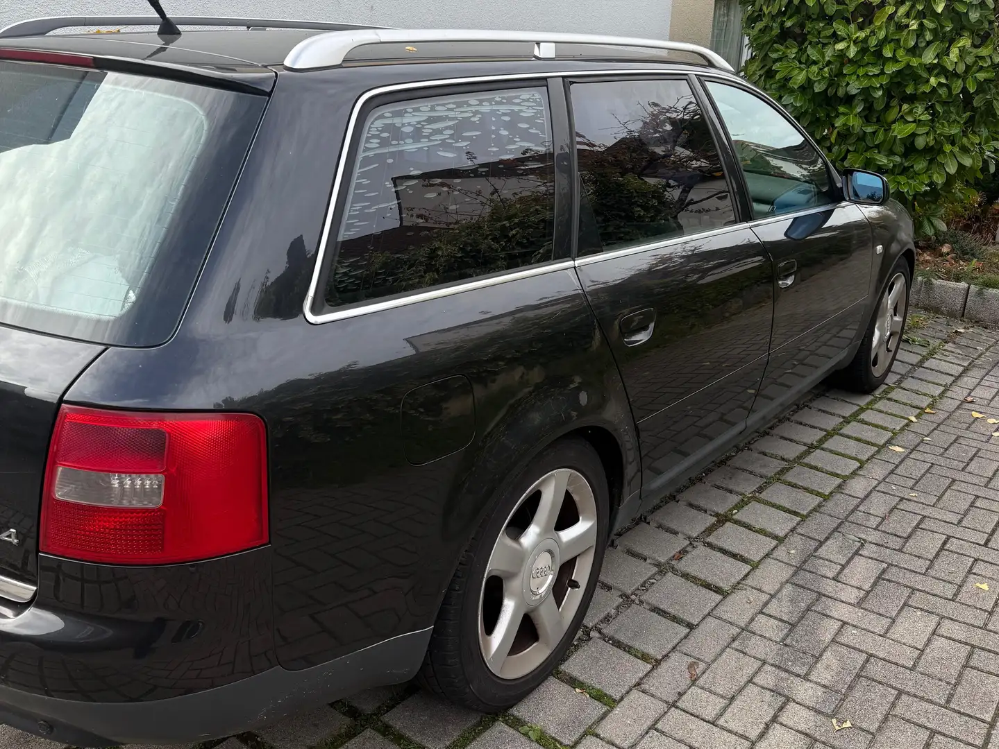 Audi A6 A6 Avant Avant 2.4 Schwarz - 2