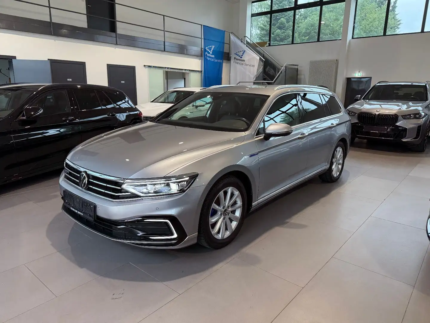 Volkswagen Passat Variant Passat GTE 1.4 TSI DSG AID/STHZ/MATRIX/KAM/AHK Silber - 1