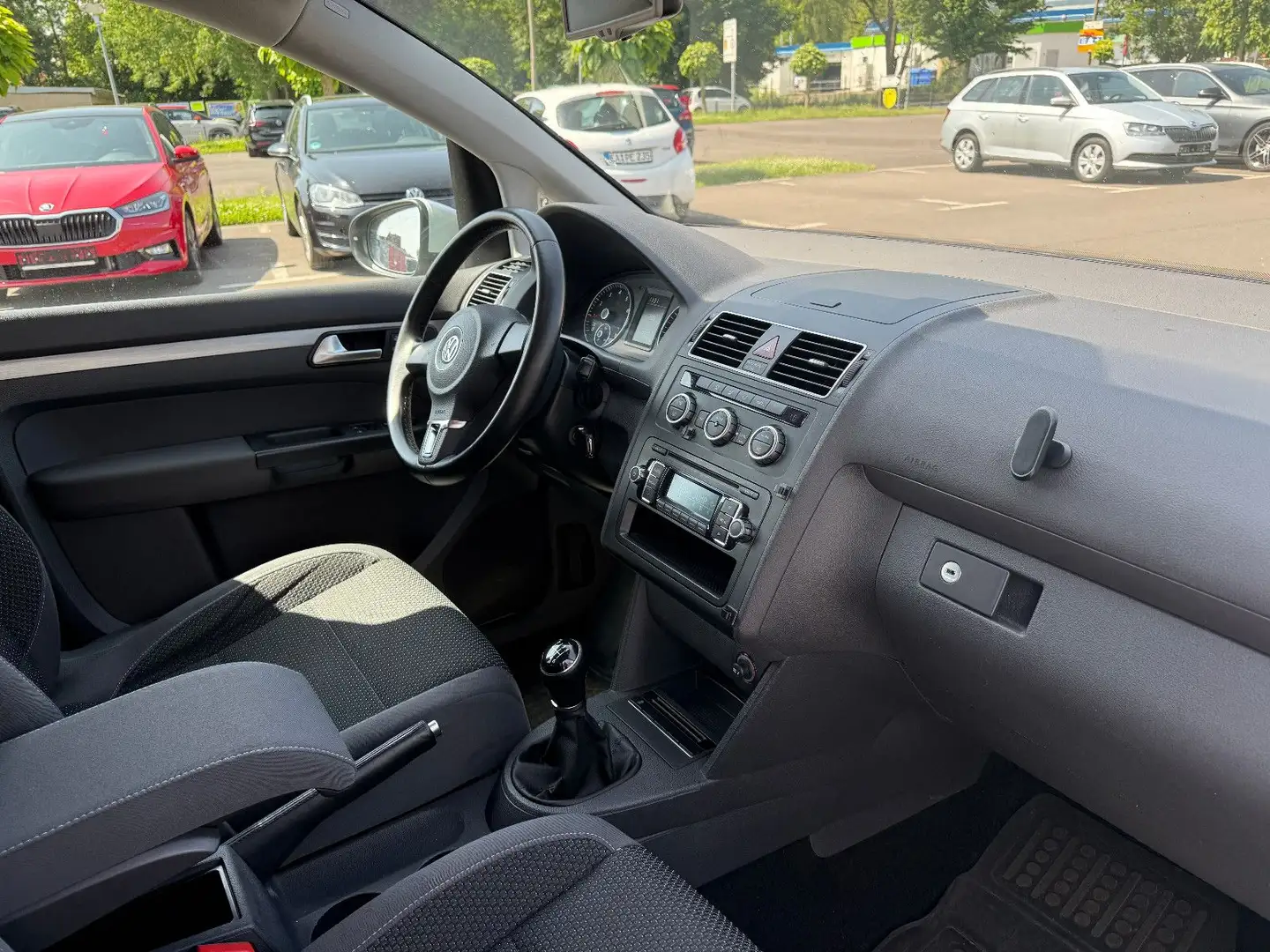 Volkswagen Touran Comfortline+7-Sitze+Klimaauto+WR+Tempo+ Срібний - 2
