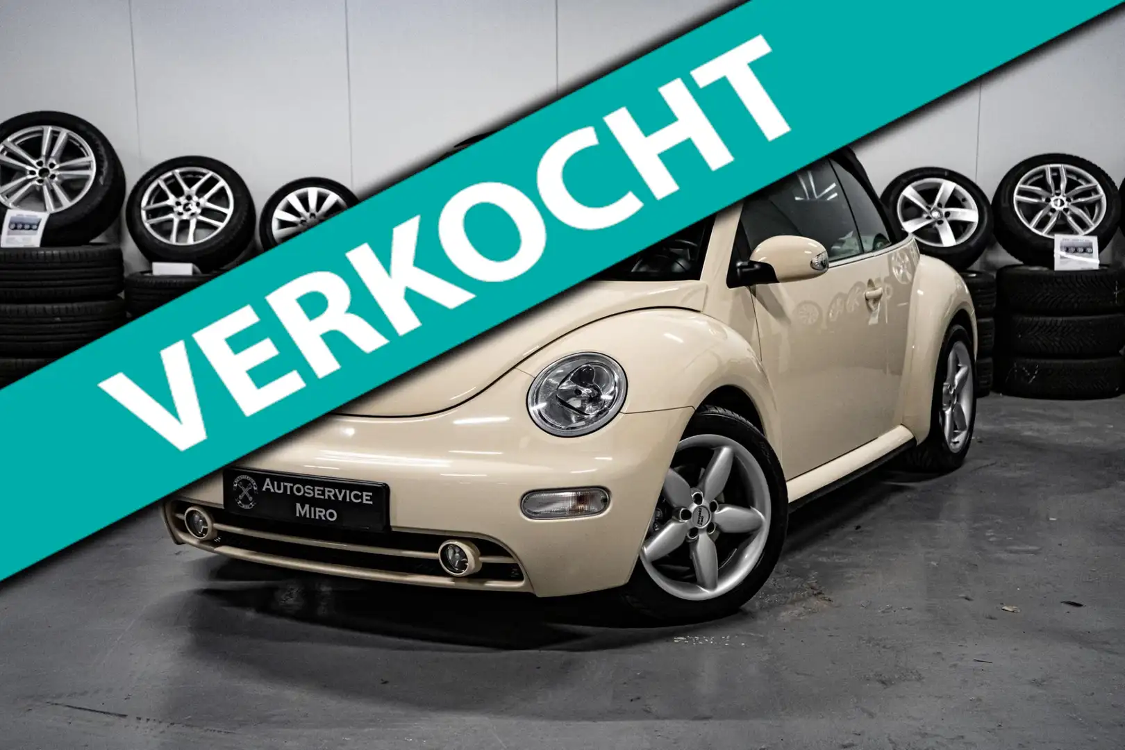 Volkswagen New Beetle Cabriolet 2.0 Highline Leder l Cruise l Airco l St Yellow - 1