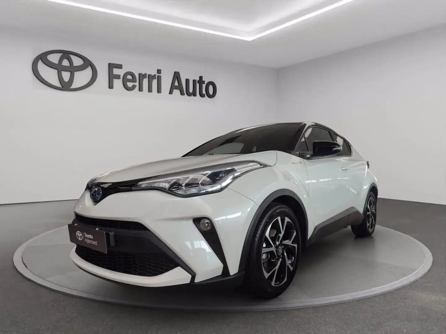 Toyota C-HR 2.0h trend e-cvt Nero - 1