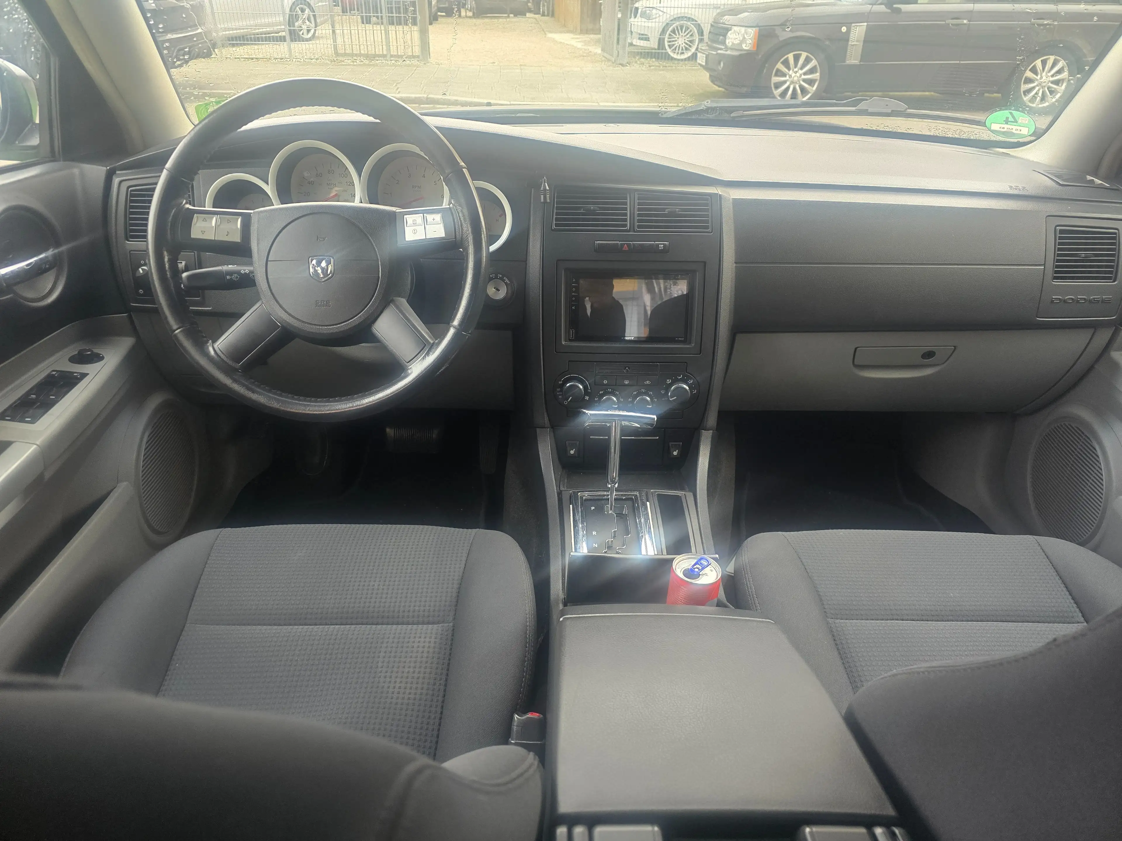 Dodge Charger 5,7 Hemi — photo 10