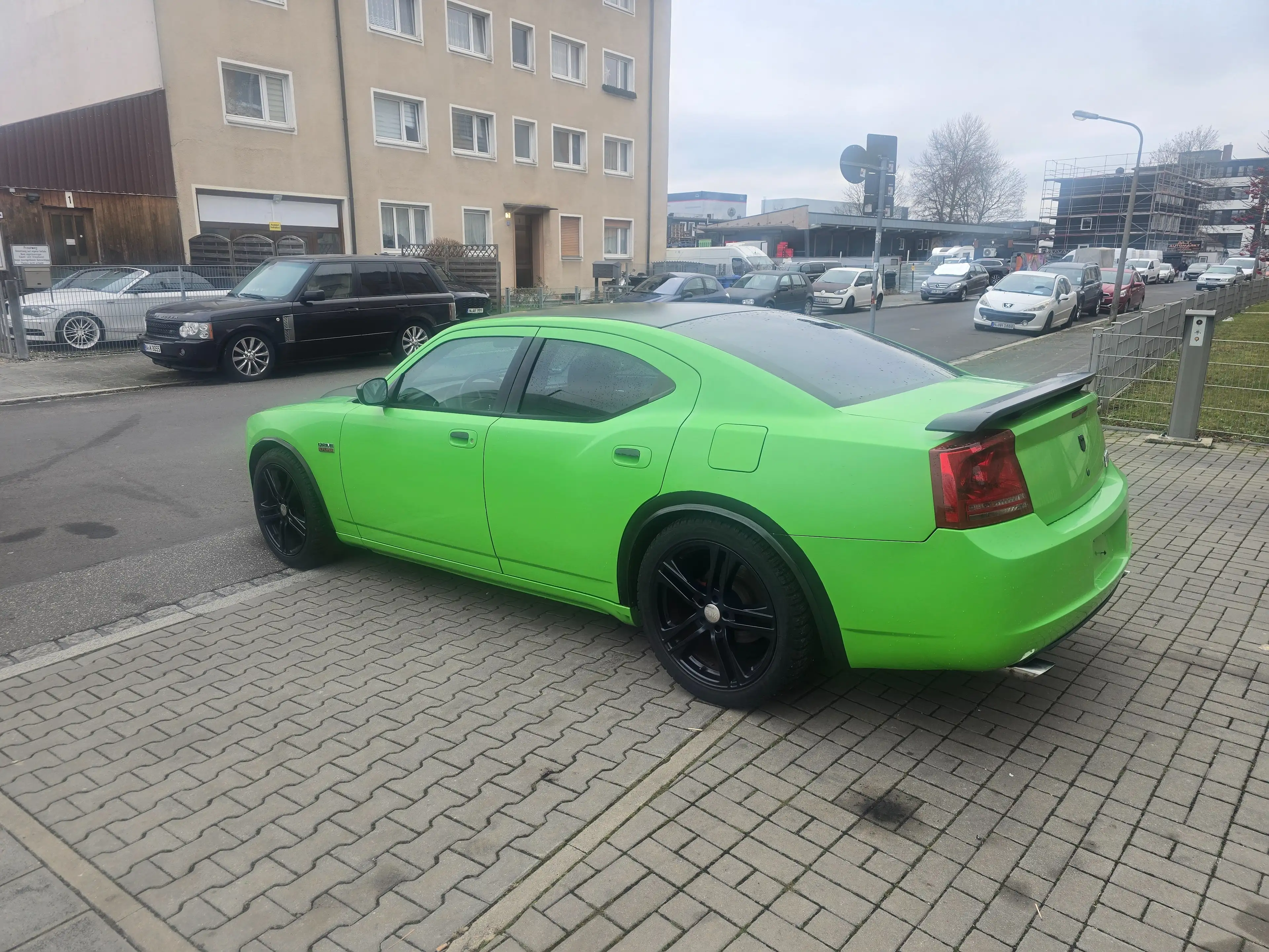 Dodge Charger 5,7 Hemi — photo 7
