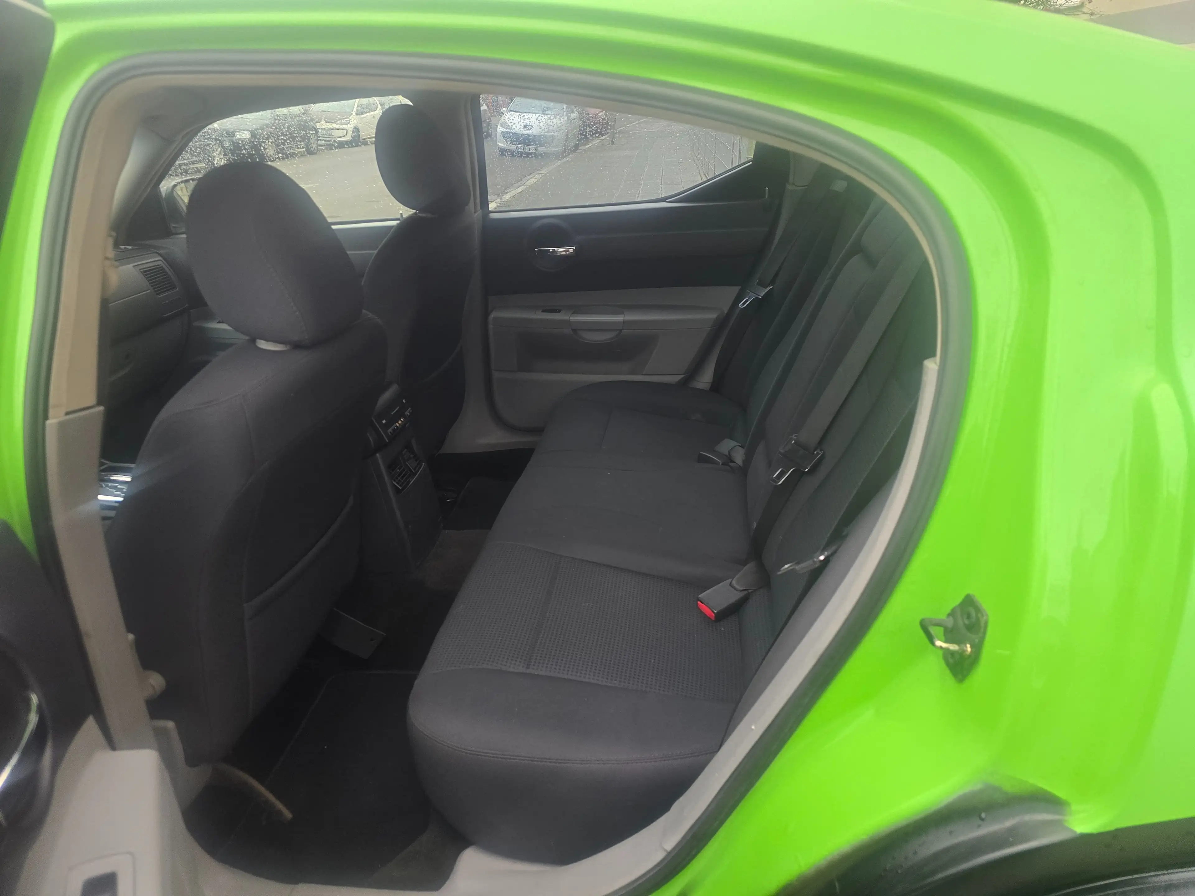 Dodge Charger 5,7 Hemi — photo 12