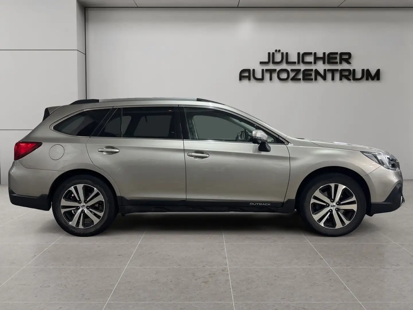 Subaru OUTBACK Sport Aut., 2.Hand, Rentnerfahrzeug Jaune - 2