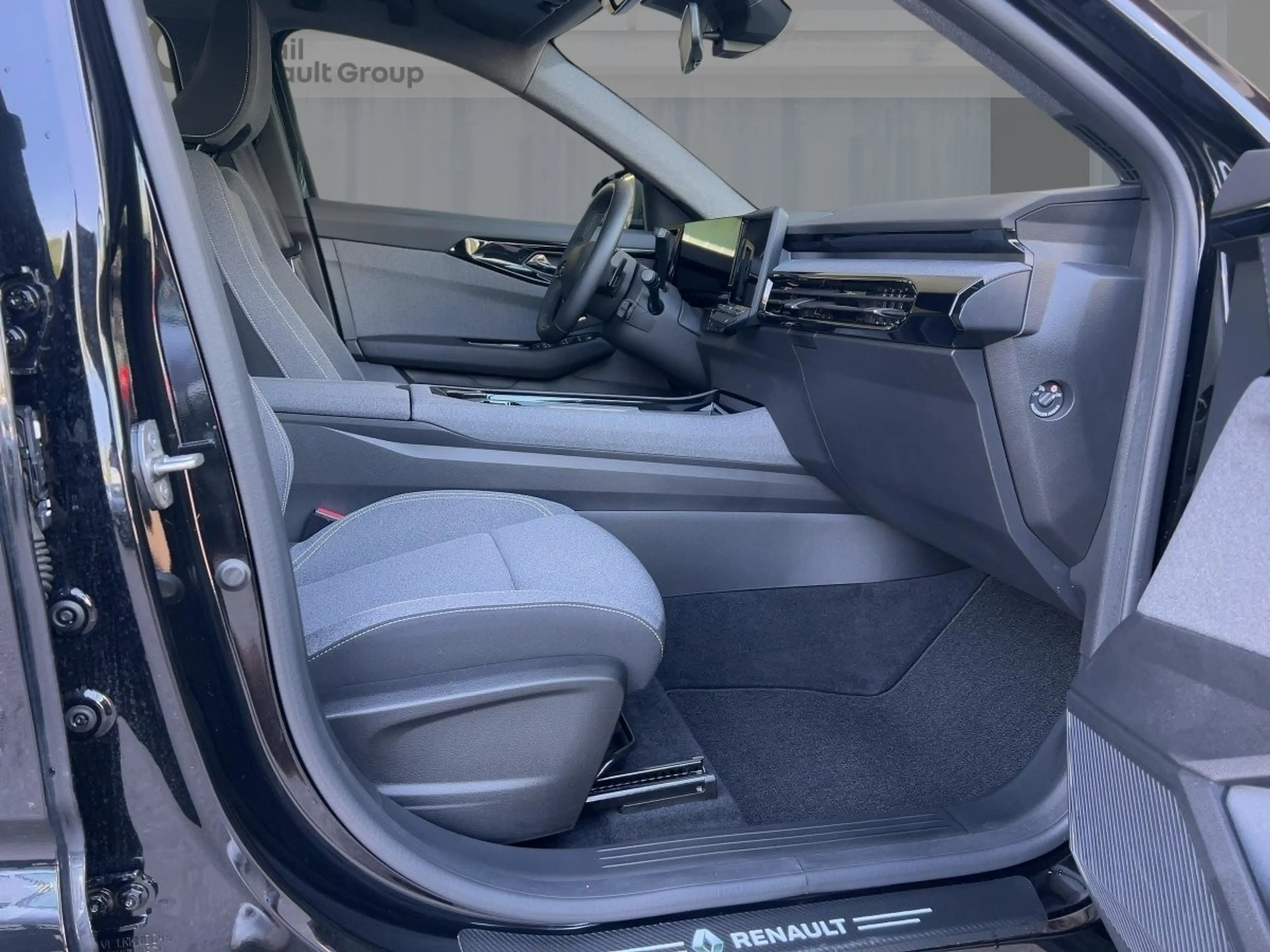 Renault Austral Evolution Mild Hybrid 160 Automatik SHZ BT — photo 8