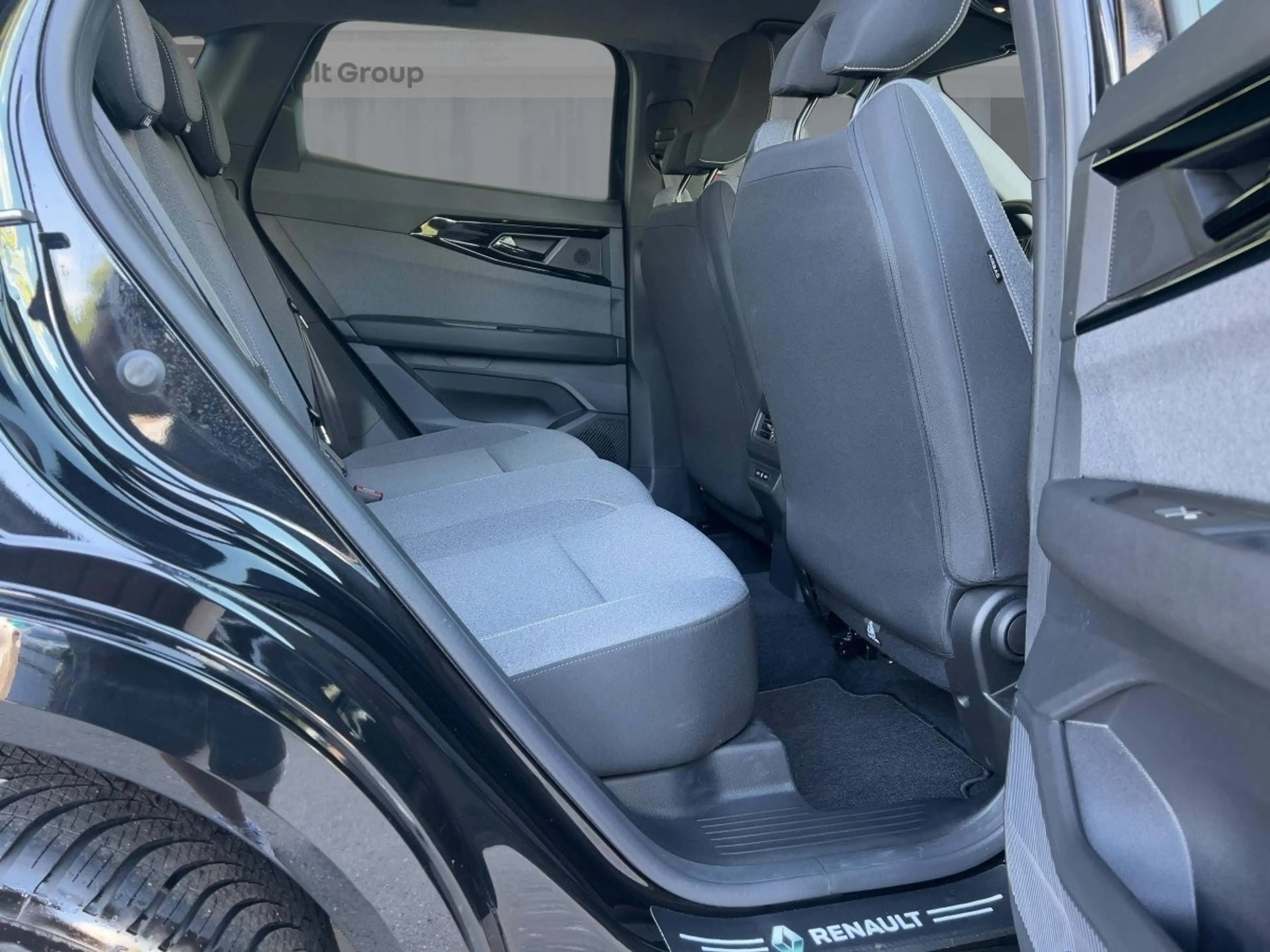 Renault Austral Evolution Mild Hybrid 160 Automatik SHZ BT — photo 9