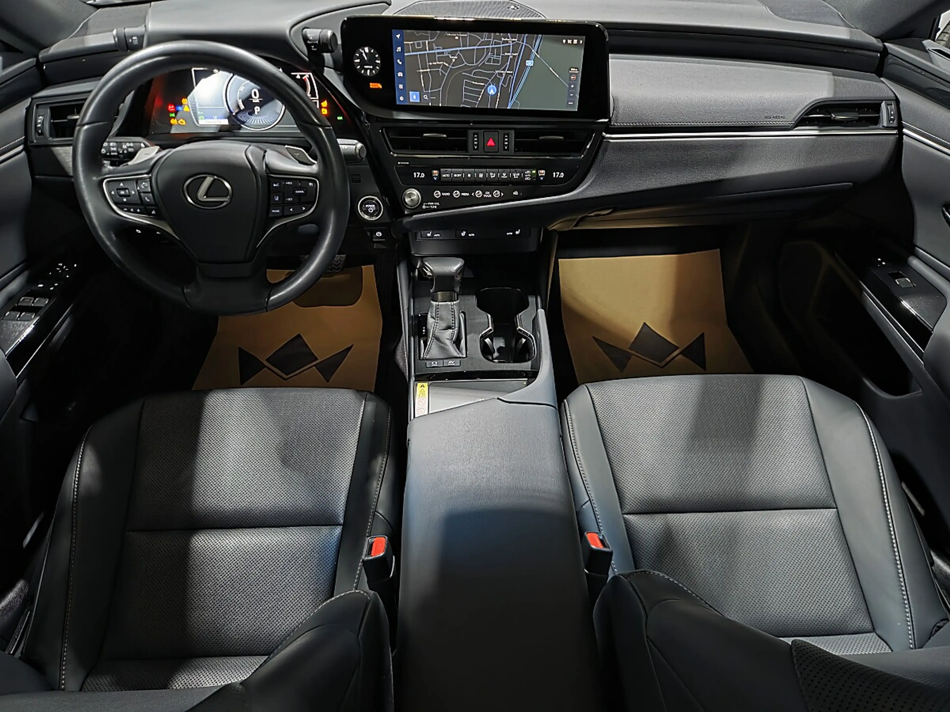 Lexus ES 300 h Business Line Aut. — photo 15