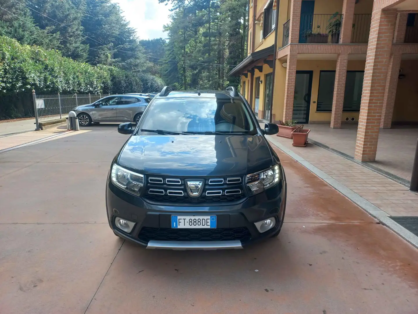 Dacia Sandero Sandero II 2017 Stepway 0.9 tce turbo Gpl s Gris - 2