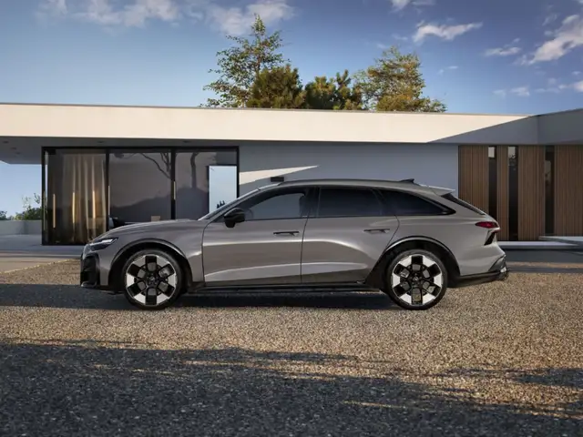 Audi A6 view 3