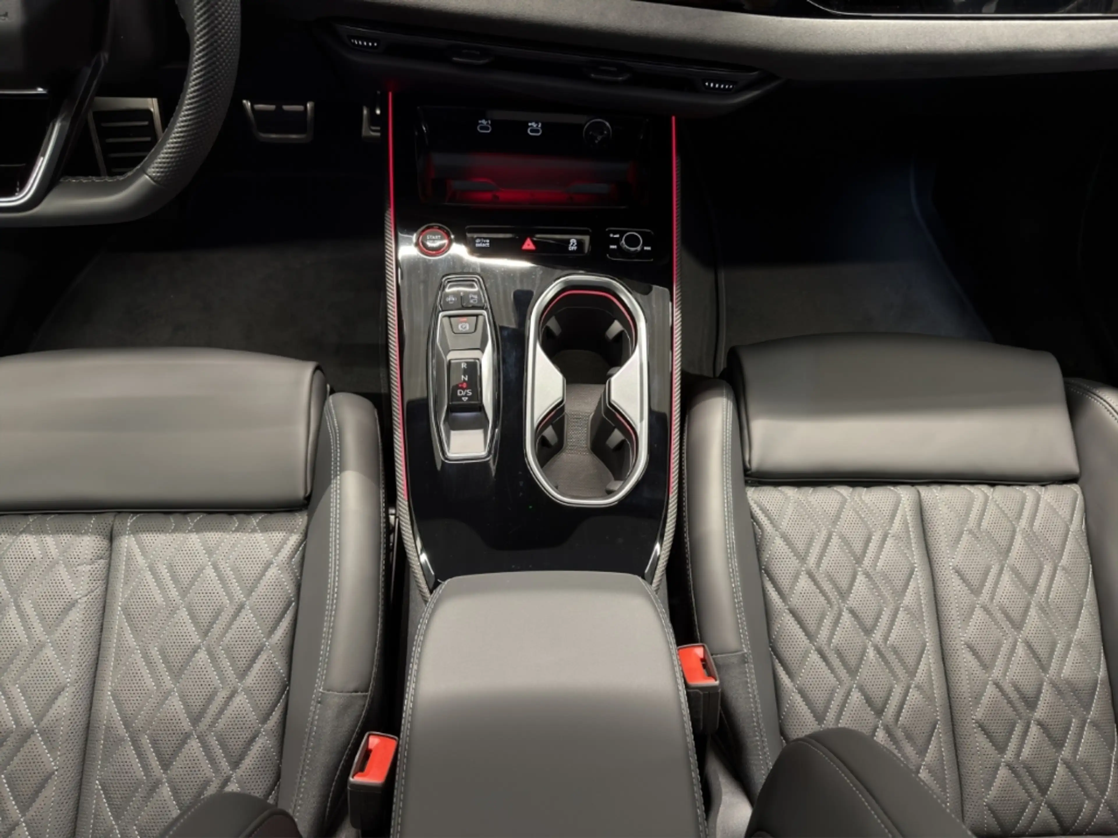 Audi A6 allroad TDI qu. Neues Modell ! TECHPRO MATRIX HEADUP PANO — photo 13