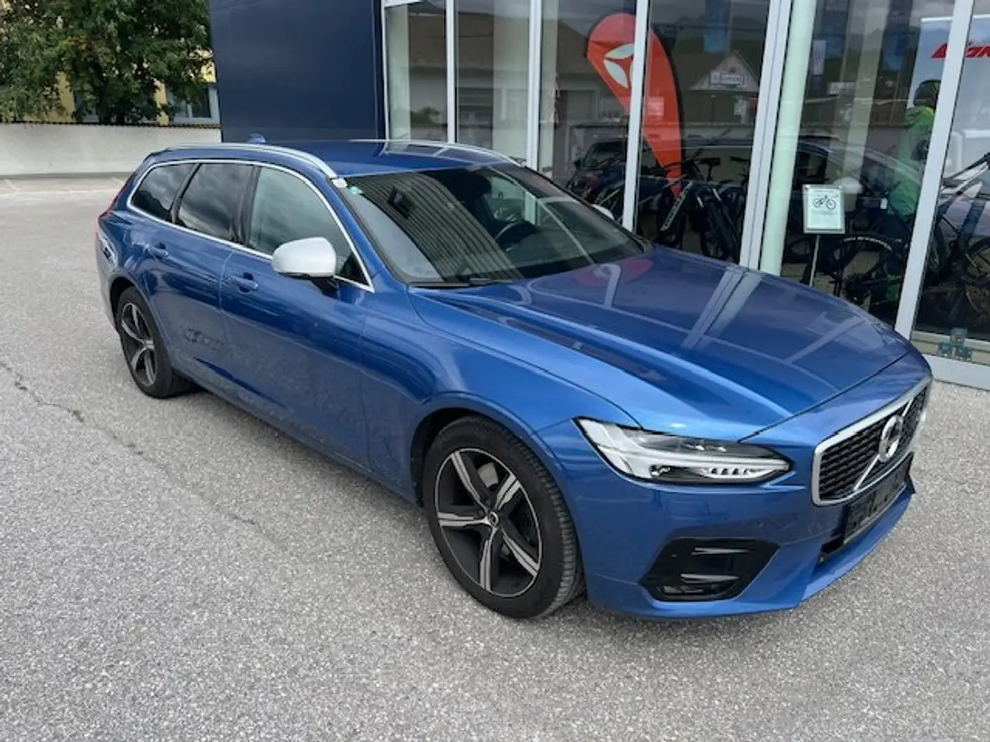 Volvo V90 D5 AWD R-Design Geartronic Diesel Allrad Blau - 1